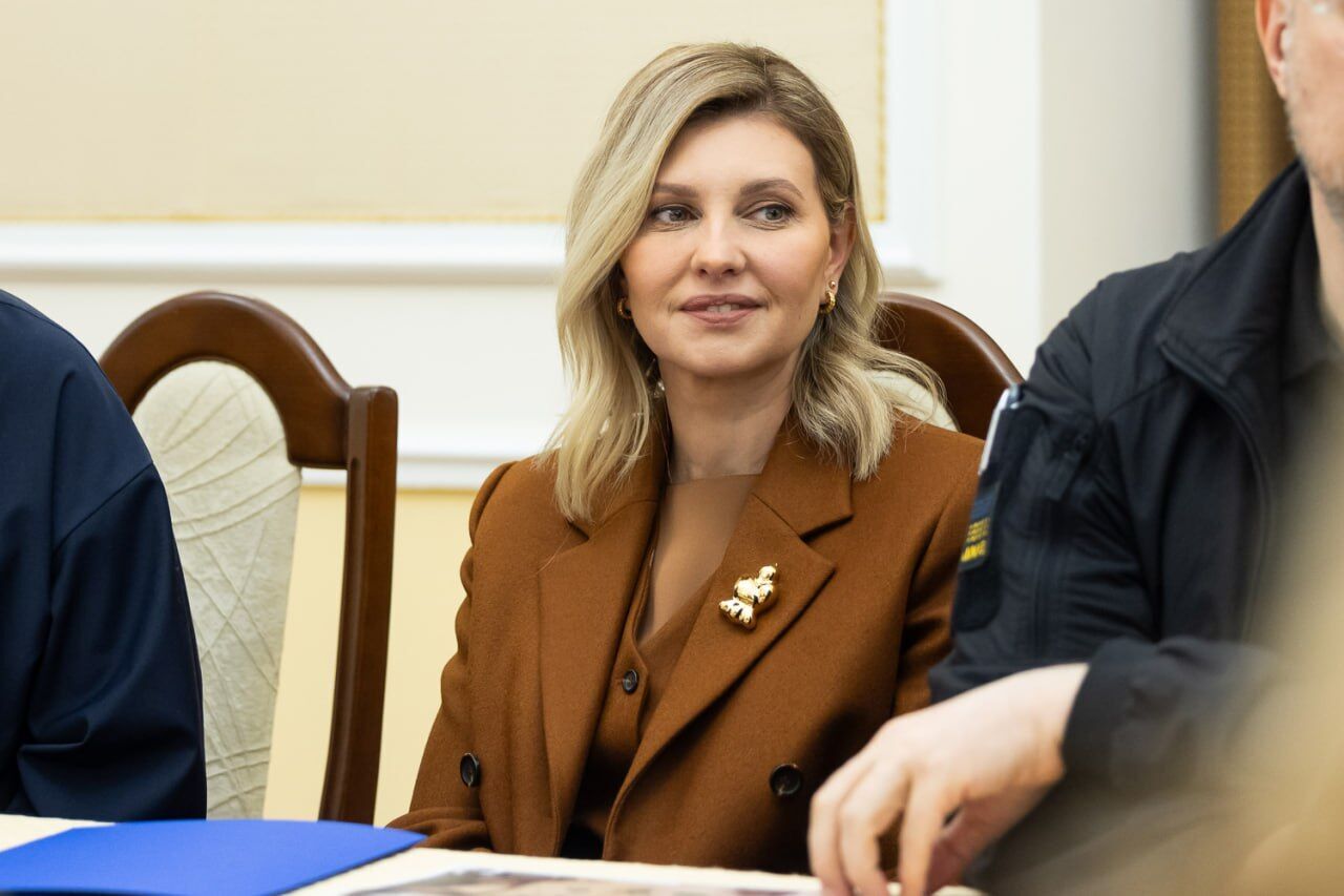 "Я прошу у вас зброю". 10 цікавих фактів про Олену Зеленську, що дають підстави пишатися першою леді України