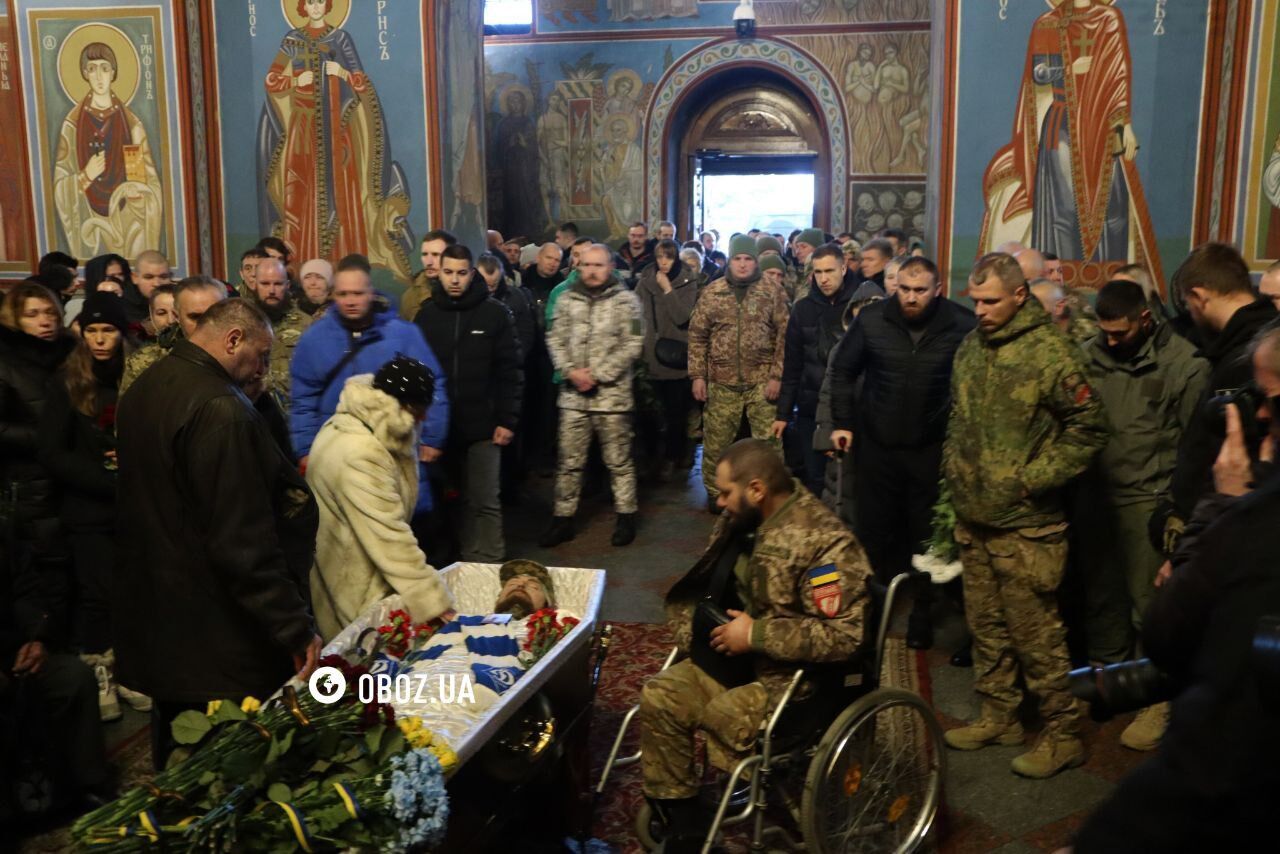 В Киеве простились с защитником Украины, политзаключенным времен Януковича Сергеем Павличенко. Фото и видео