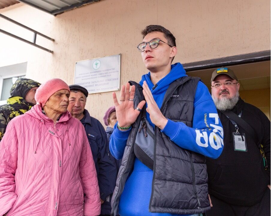 "Я не каліка, я така ж як і ви": в Україні запустили проєкт, який допоможе суспільству зрозуміти постраждалих від мінно-вибухової діяльності