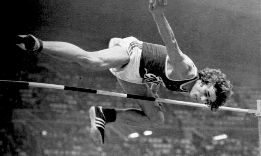 Влада СРСР підставила українського рекордсмена: геніальний стрибун зламався і помер після алкогольної коми