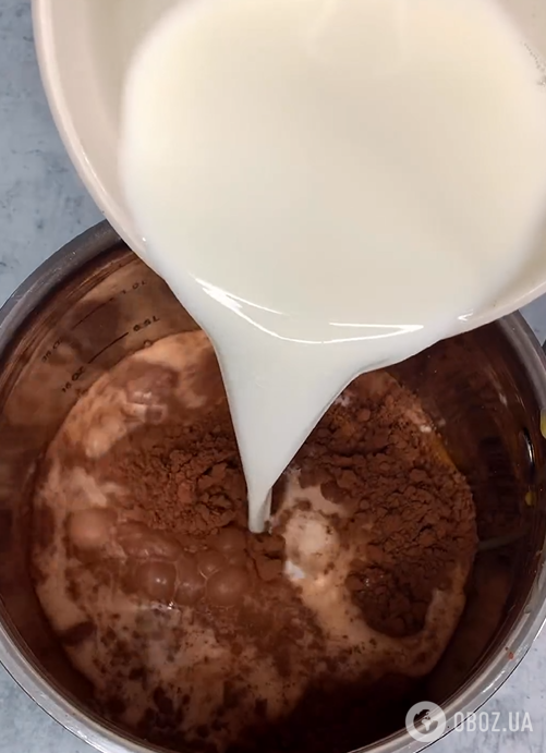Шоколадный десерт в стакане без выпечки: готовится 15 минут