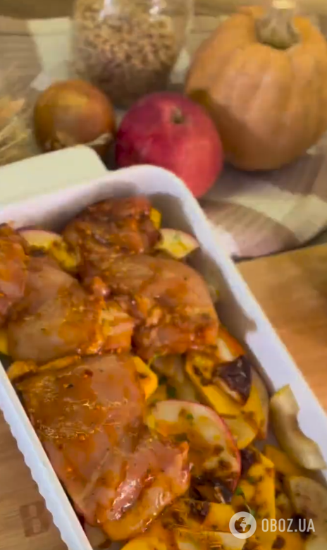 С чем запечь куриные окорочка, чтобы они были сочными: вкус вас приятно удивит