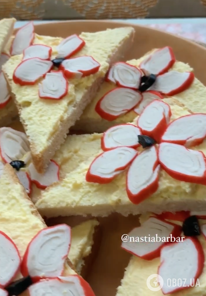 Бутерброды с крабовыми палочками