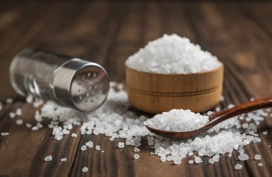 Яка сіль найкраще підходить для консервування: продукти будуть довго зберігатись