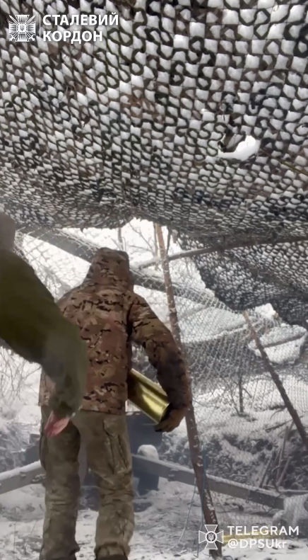 Взрывной "джингл белз": пограничники показали, как "поздравили" оккупантов с первым днем зимы. Видео