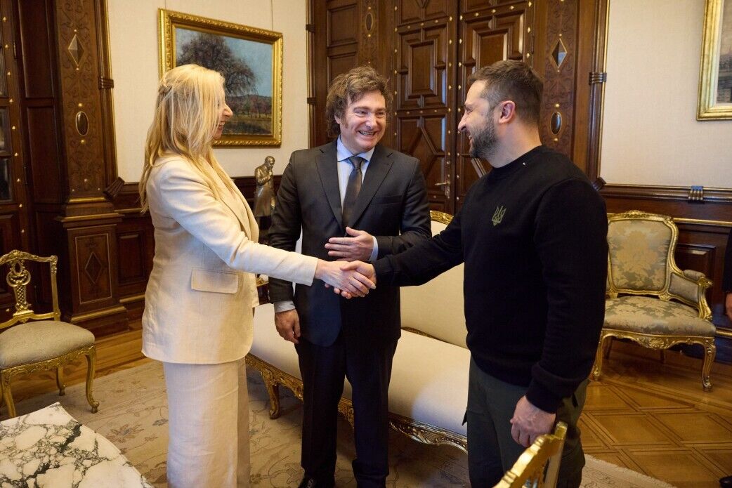 "Мы готовы укреплять свободу вместе": Зеленский в Аргентине встретился с президентом Милеем. Видео