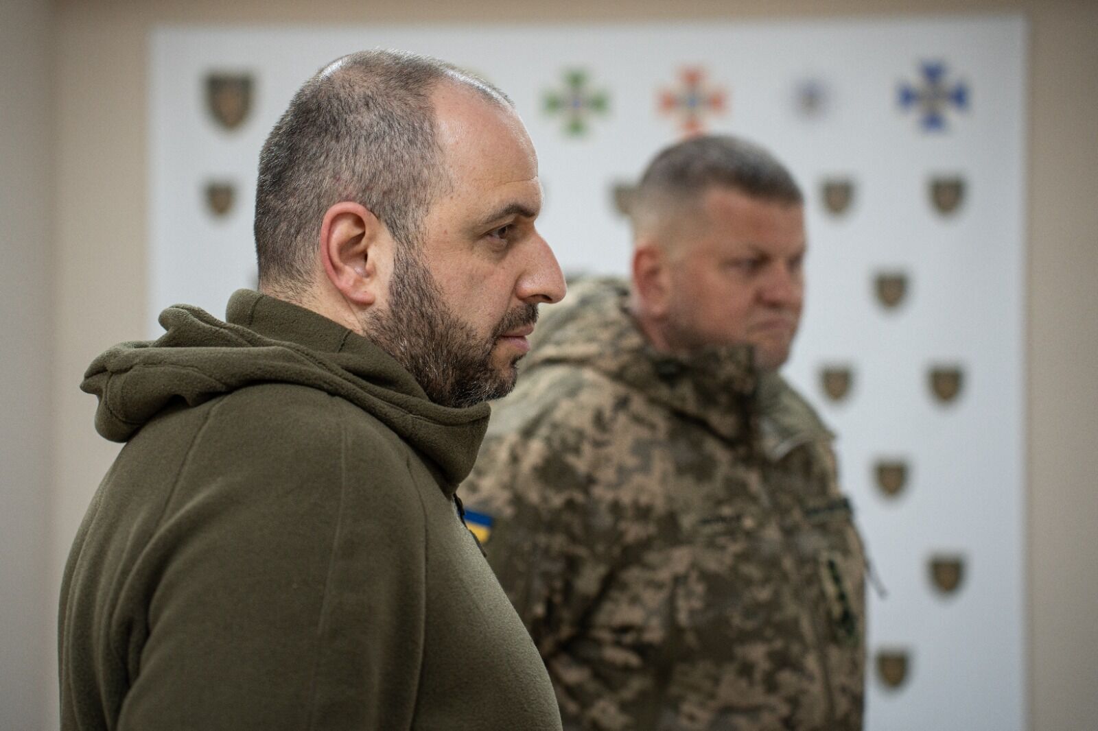 Залужний і Умєров вручили нагороди воїнам Сухопутних військ ЗСУ. Фото