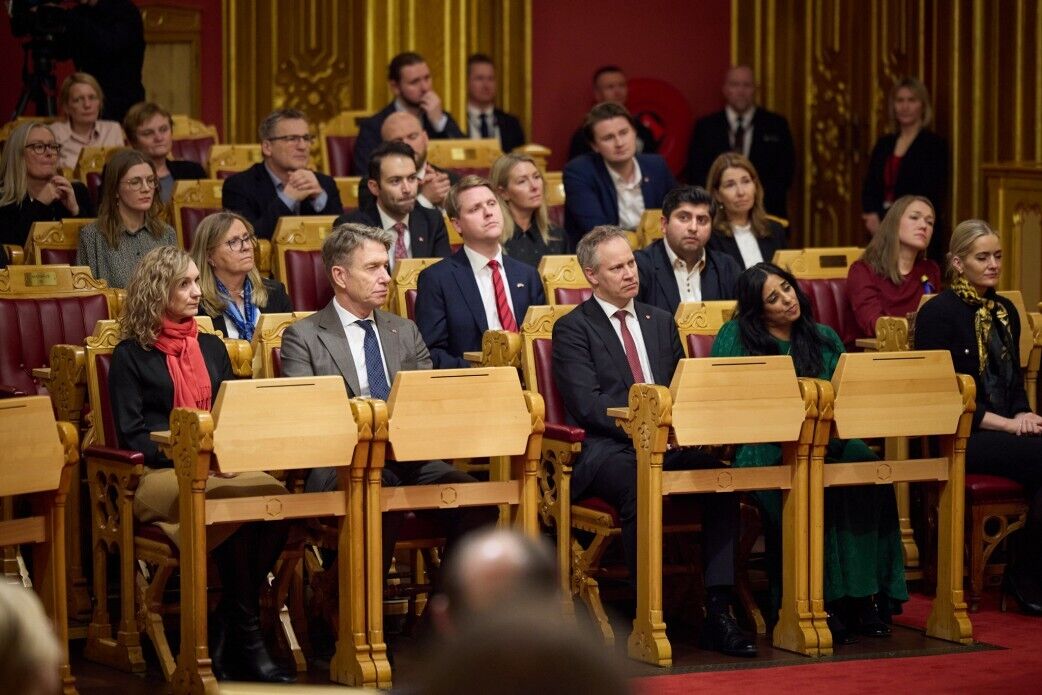 Зеленський подякував королю Норвегії за підтримку України й обговорив потреби ЗСУ з норвезькими політиками та бізнесменами. Фото і відео