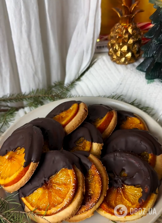 Обязательно приготовьте на Рождество: рецепт ароматного печенья с целыми кусочками апельсина
