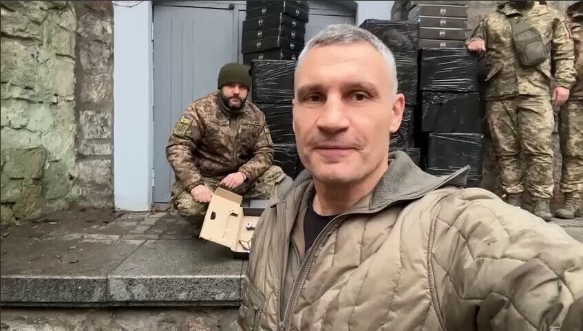 "Пташки" вже вирушають у 47-му бригаду під Авдіївку: Кличко показав FPV-дрони, придбані для ЗСУ. Відео