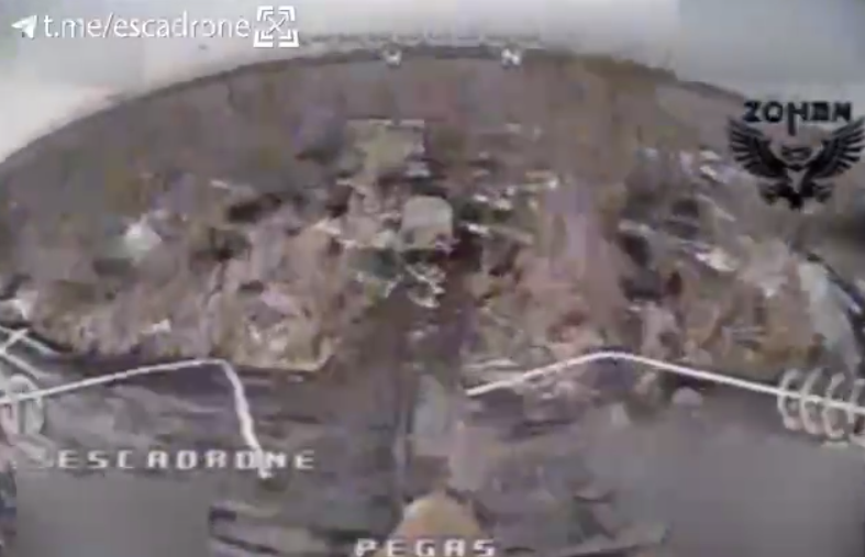 Пилоты ГУР устроили дронами-камикадзе горячий прием оккупантам. Видео