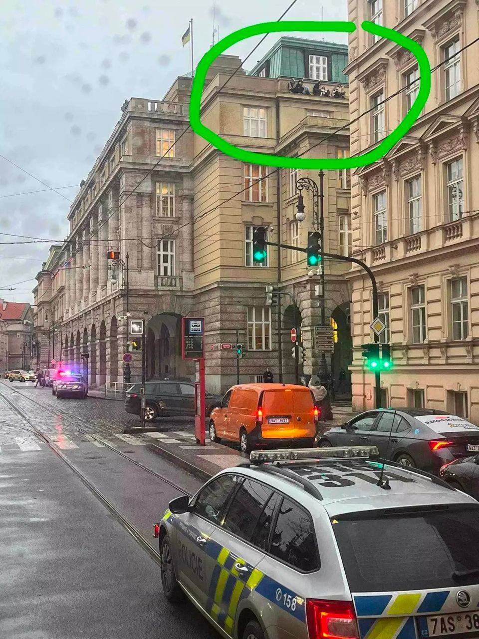 В Праге произошла стрельба в университете: убиты 15 человек, нападающий покончил с собой. Все детали