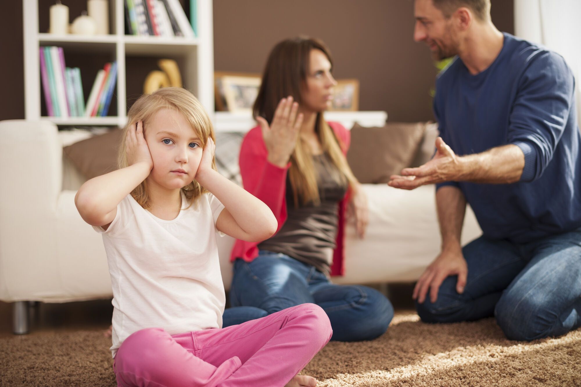  Перестаньте на них кричати: психологиня назвала ефективний метод виховання щасливих та успішних дітей