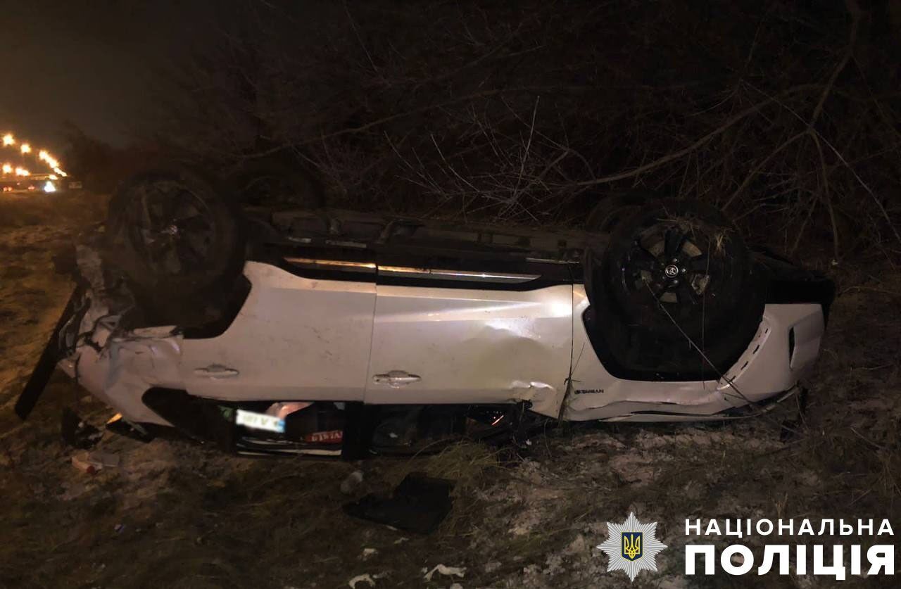 У Києві п’яний водій на зустрічній смузі протаранив легковик: серед постраждалих є діти. Фото