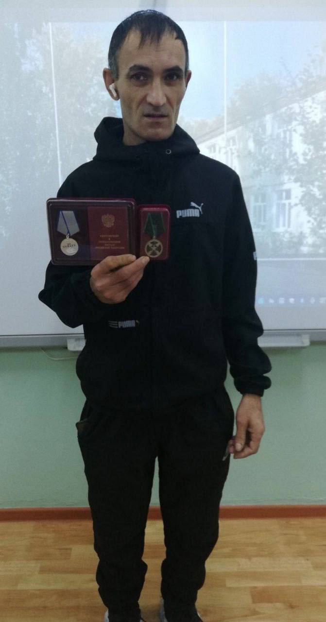 В России зэк, жестоко убивший сожителя тещи, провел урок "Герой нашего времени" для школьников