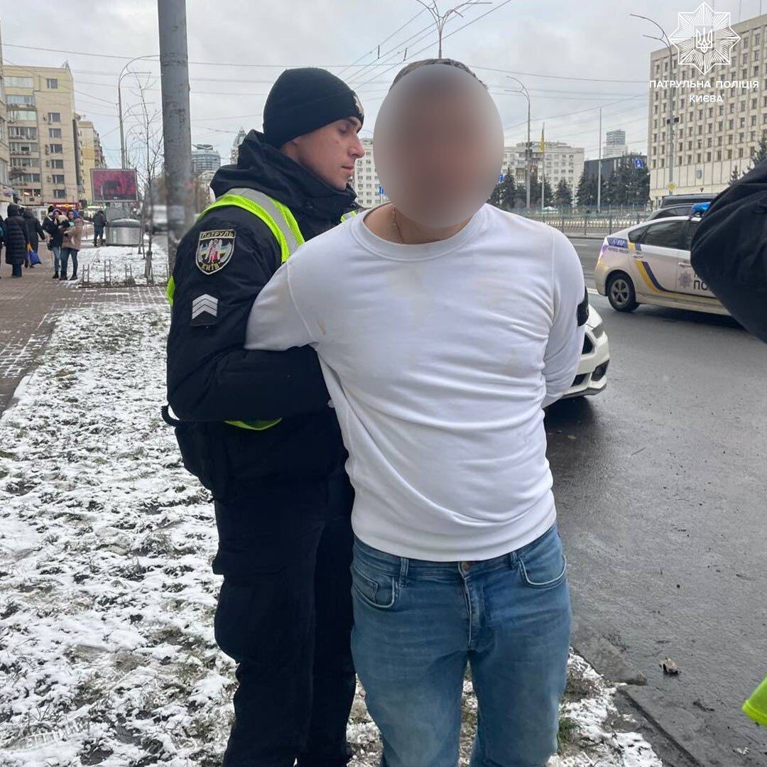 Правоохоронці затримали чоловіка, який влаштував стрілянину в центрі Києва. Фото