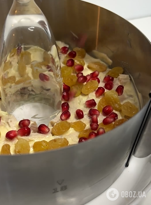 Святковий салат ''Гранатовий браслет'': як приготувати новорічну закуску 