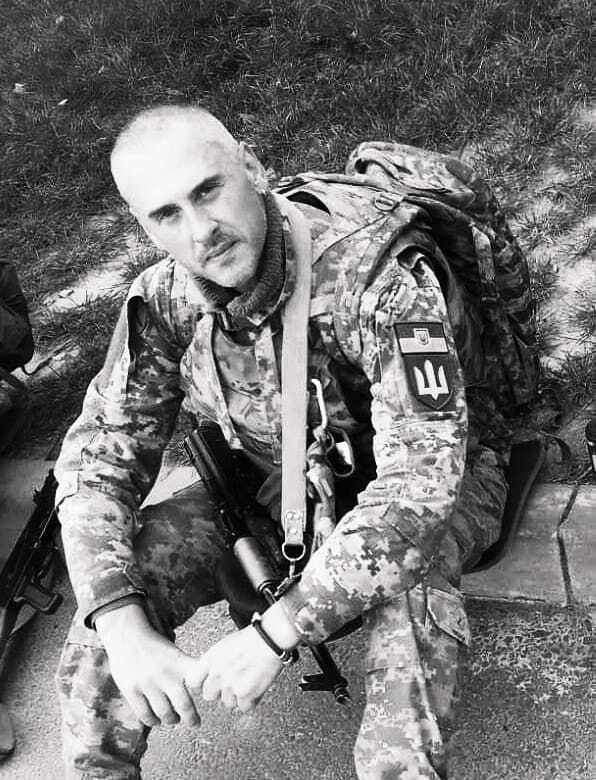 Ему навсегда останется 44: в боях за Украину погиб экс-сотрудник РГА в Луганской области. Фото