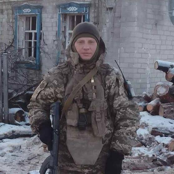 Ему всегда будет 44: на фронте погиб военный из Киевской области Павел Золотарев. Фото