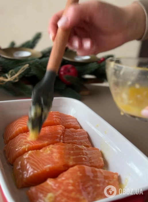 Не лише на бутербродах: як смачно запекти червону рибу на святковий стіл