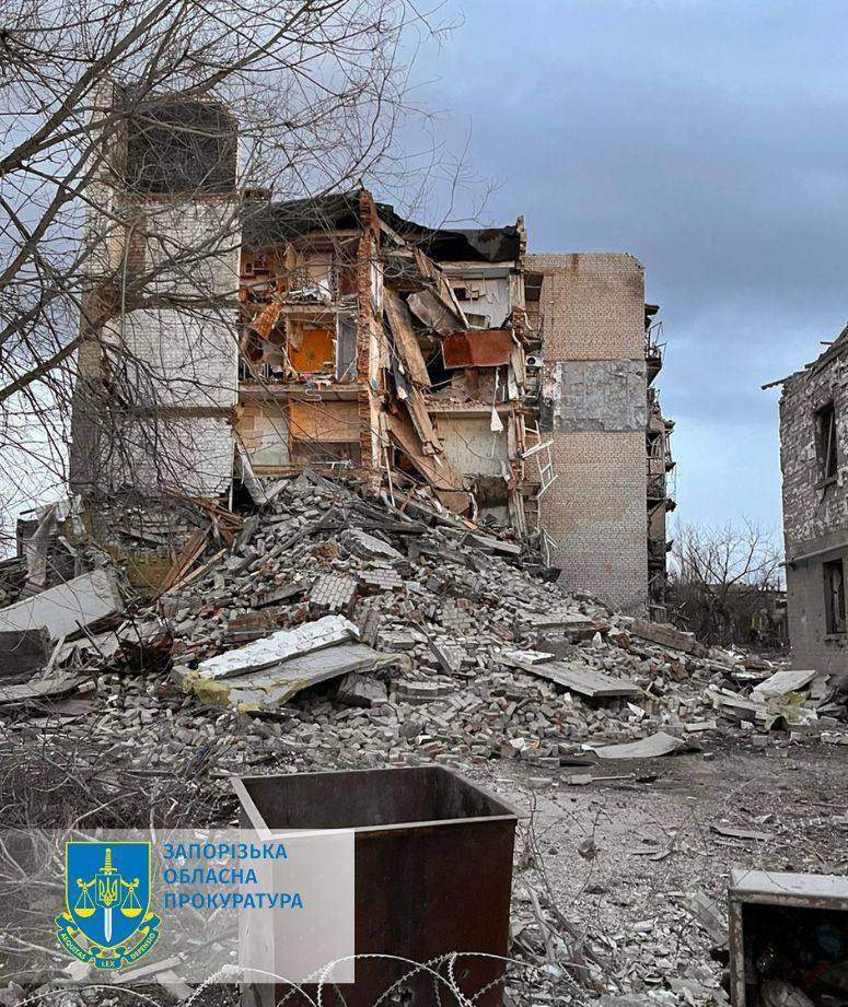 Россияне обстреляли прифронтовую территорию Запорожья: трое гражданских погибли, еще девять получили ранения. Фото