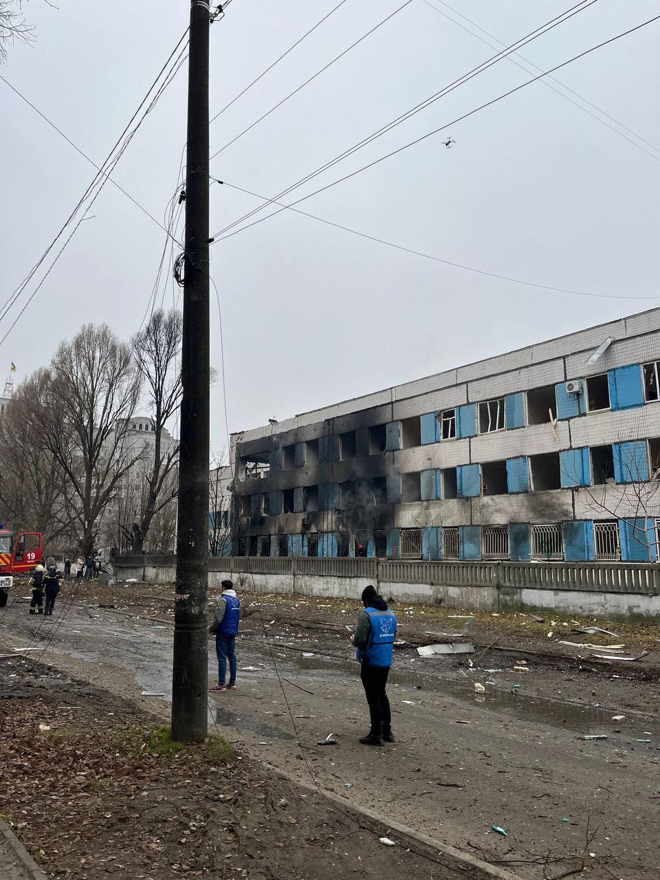 В Україні через масовану атаку РФ загинуло 30 осіб, ще 160 постраждали, серед них – діти. Фото і відео