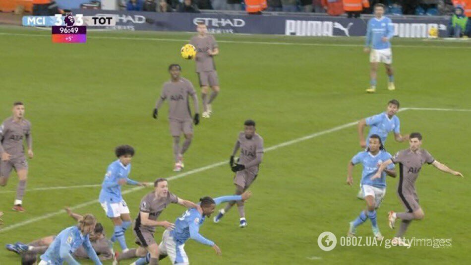 В АПЛ матч "Манчестер Сити" – "Тоттенхэм" завершился грандиозным скандалом. Видео