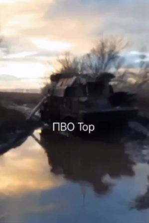 Оккупанты показали уничтоженный украинскими дронами ЗРК "Тор". Видео