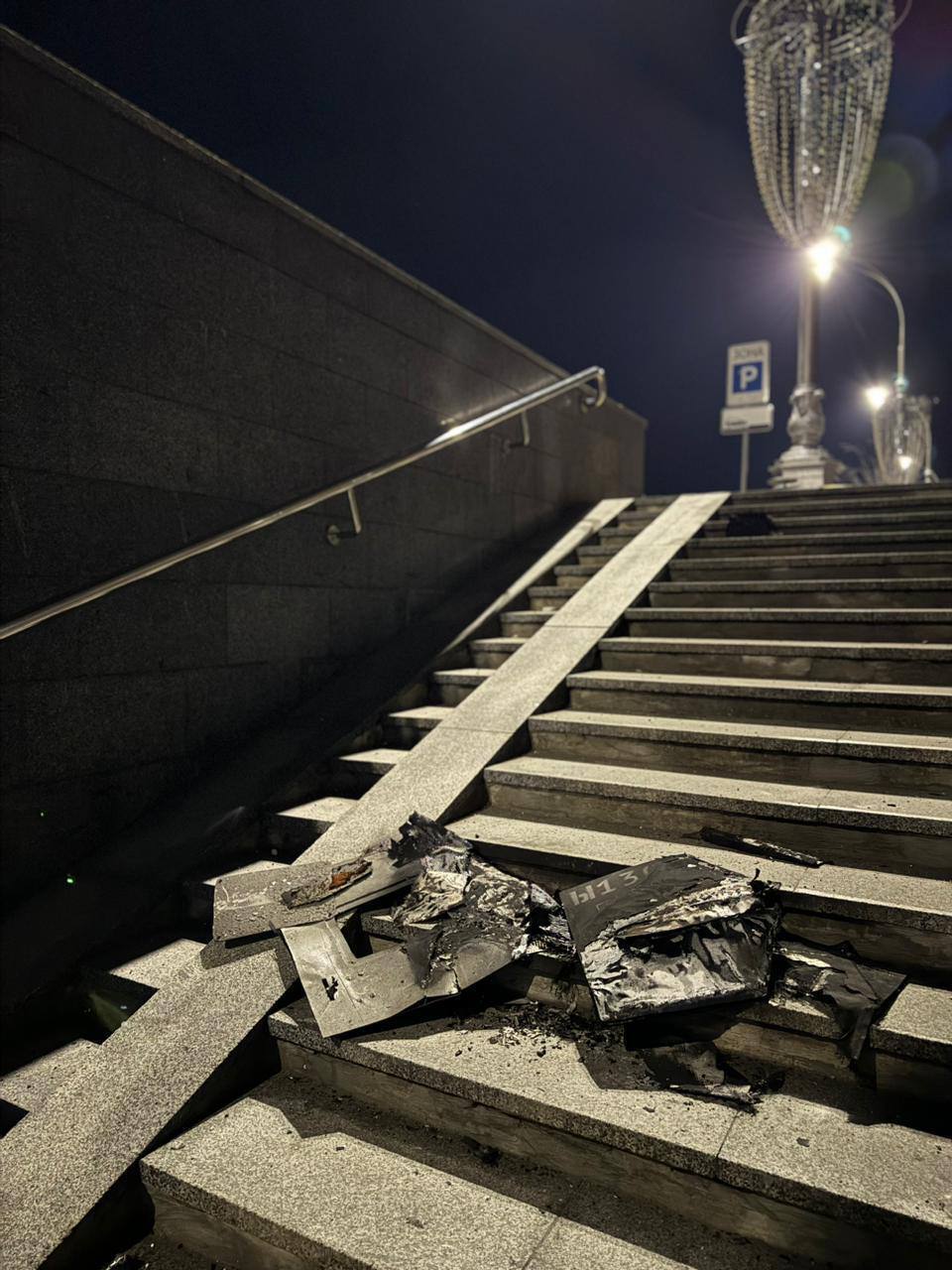 В Харькове снова слышали взрывы: город атаковали вражеские БПЛА, есть прилеты в жилые дома. Фото