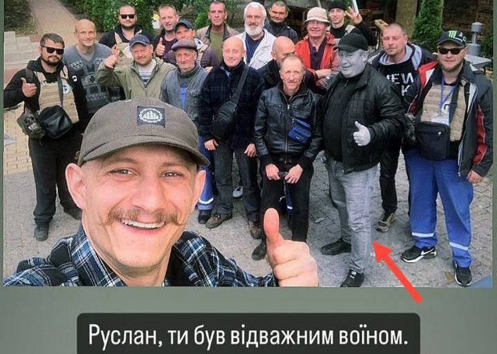 Погиб в центре города: оккупанты убили благотворителя в Херсоне в Международный день волонтера