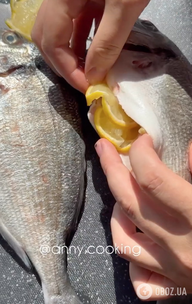 Риба з лимоном та розмарином