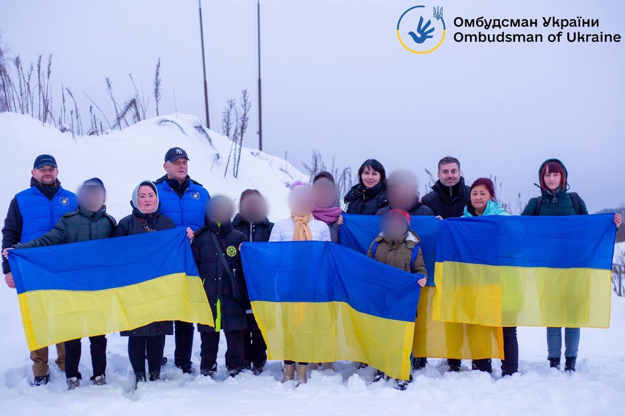 Україна повернула ще вісім дітей, викрадених окупантами. Фото