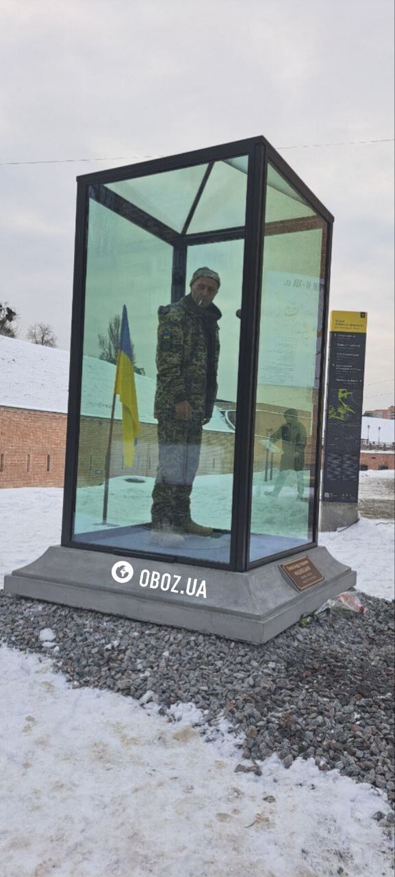 В Киеве открыли памятник воину Мациевскому, расстрелянному россиянами: его мать тронула речью. Фото и видео