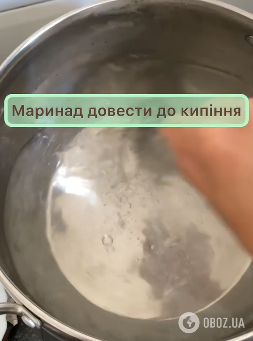 Пікантні кабачки на зиму з листям хрону: як приготувати 