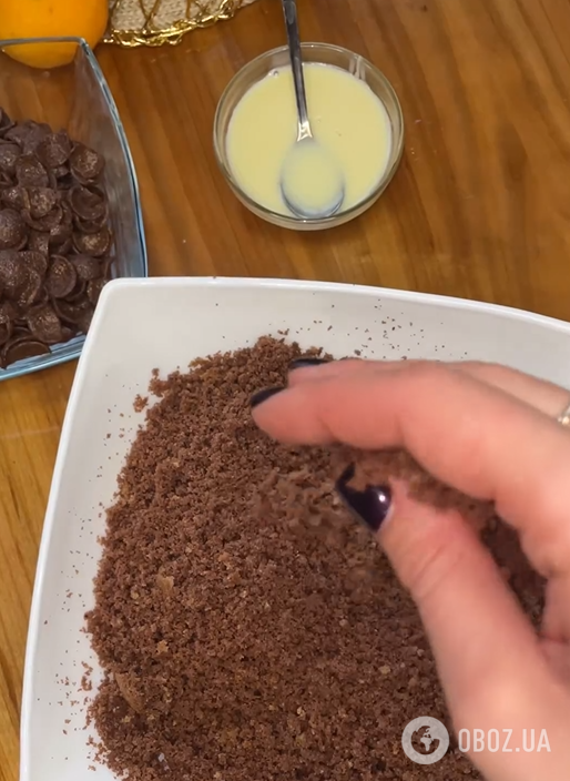 Бісквітні шоколадні шишки на Різдво: як приготувати ефектний десерт 