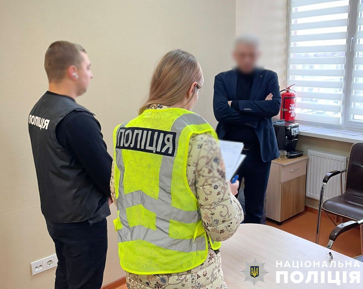 В Киеве на взятке задержали проректора вуза: обещал "помочь" студентам. Фото