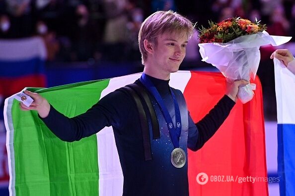 4-кратного чемпиона Италии по фигурному катанию настигла карма за его любовь к России
