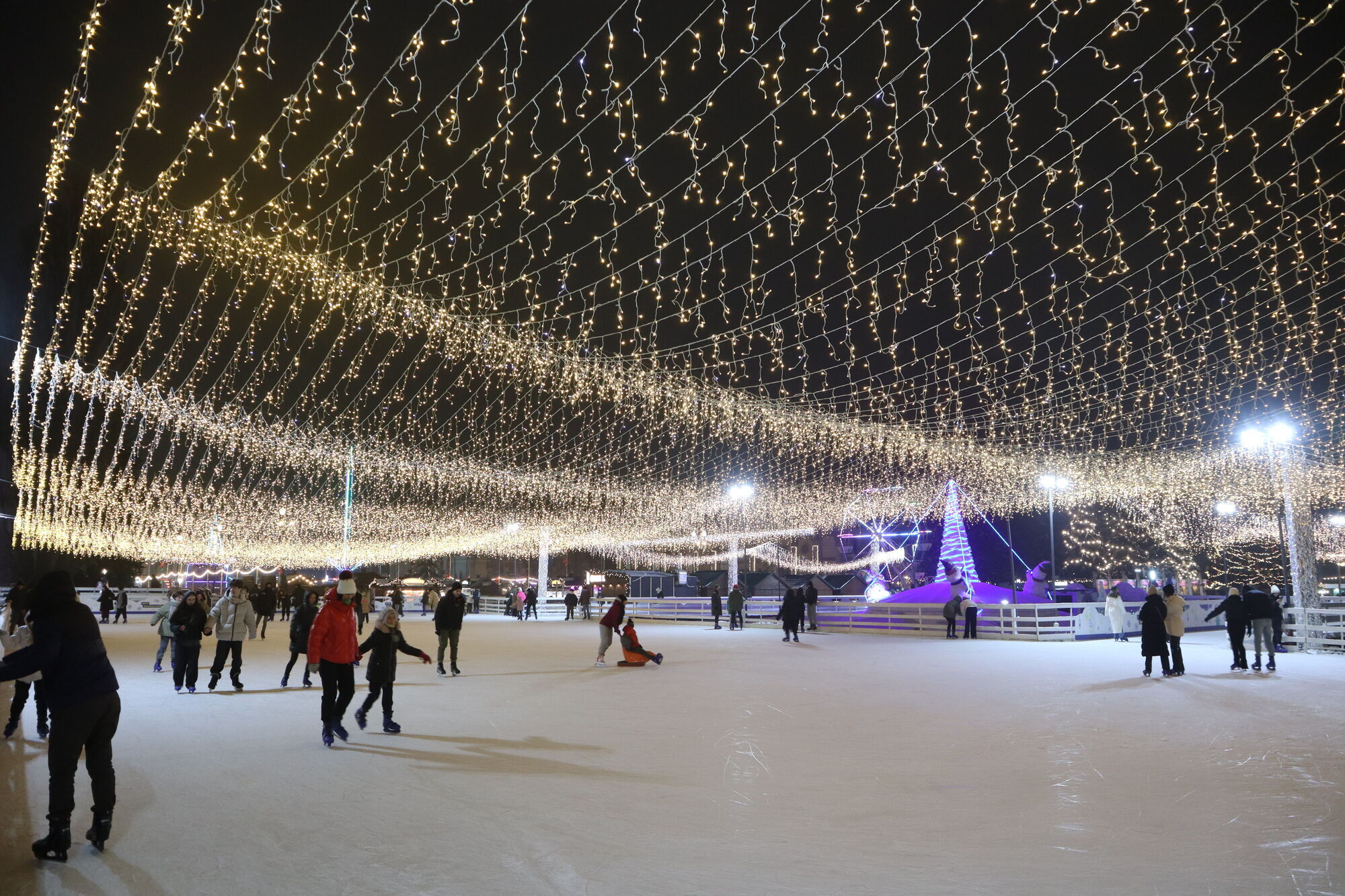 Де шукати новорічні дива: у Києві на ВДНГ відкриють казкові різдвяні локації