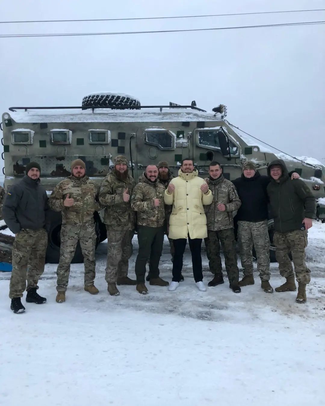 ''Стою з лопатою – і починається обстріл із ''Градів'': спортивний журналіст розповів про службу в полку спецпризначення