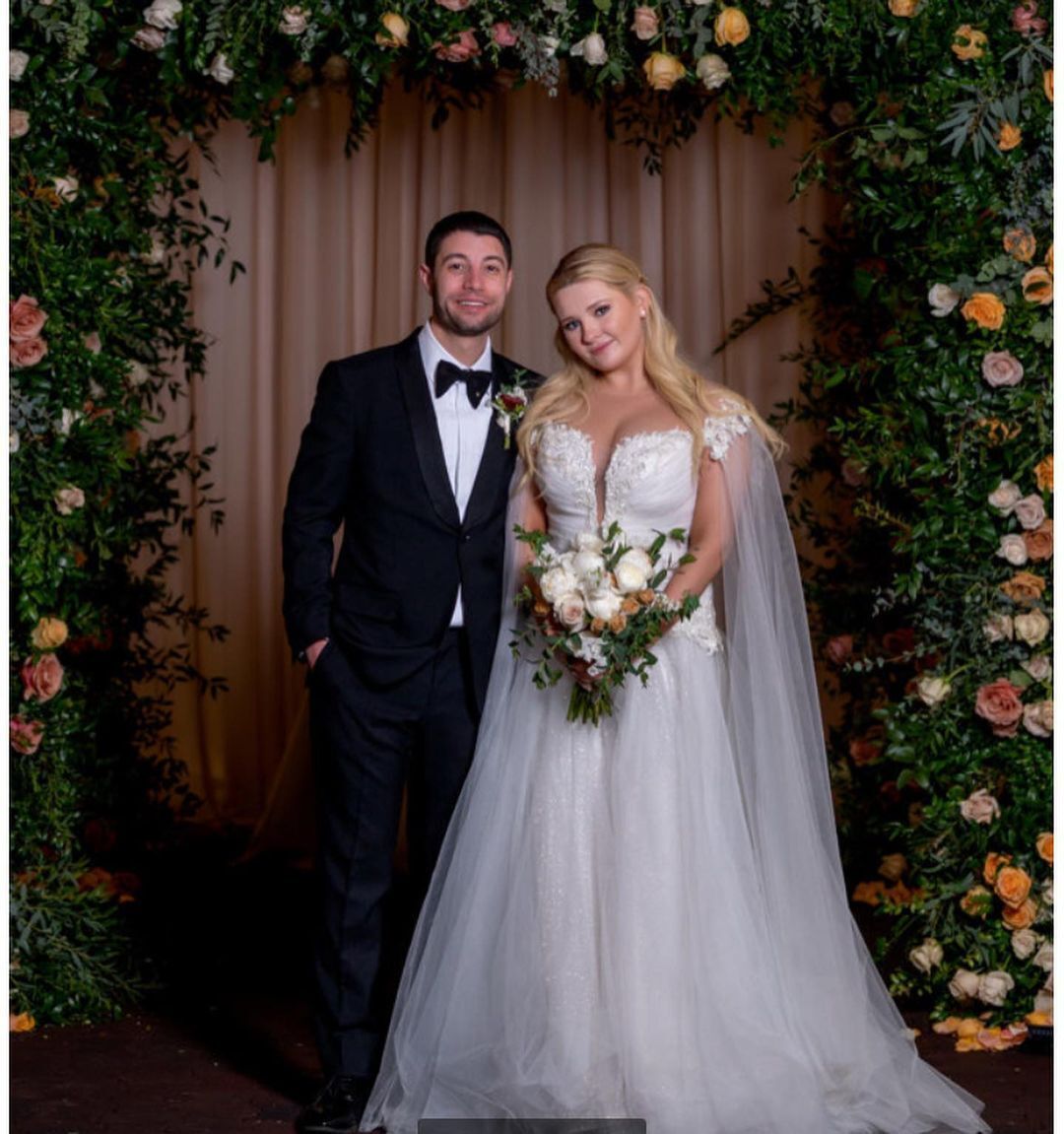 Звезда Голливуда Эбигейл Бреслин вышла замуж за уроженца Одессы. Фото со свадьбы