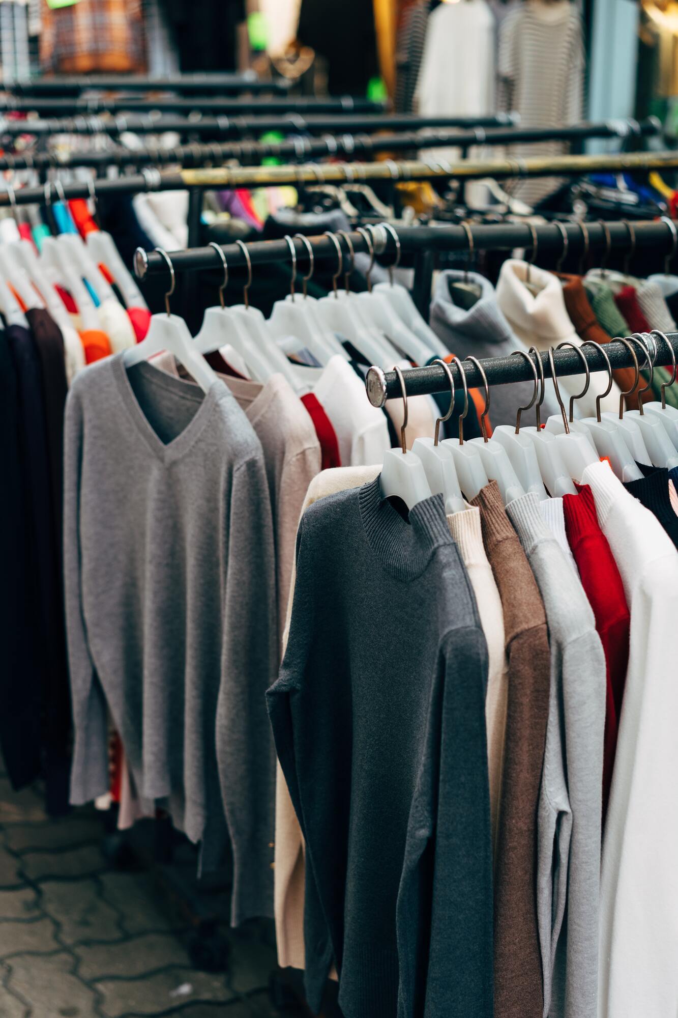 Выдают отсутствие вкуса: пять ошибок в выборе одежды, которые нельзя допускать 