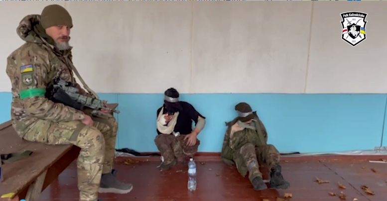 Беларуские добровольцы, воюющие за Украину, захватили в плен наемников ЧВК ''Вагнер''. Видео