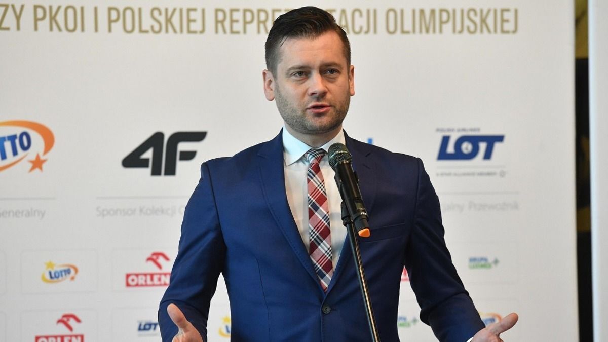 "Відрізати себе від злочинного режиму": міністр спорту Польщі пройшовся по росіянах, яких не пустили до Кракова