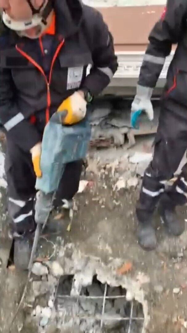 В Турции из-под завалов спасли украинку и ее 4-летнего сына: появились подробности об их состоянии. Фото
