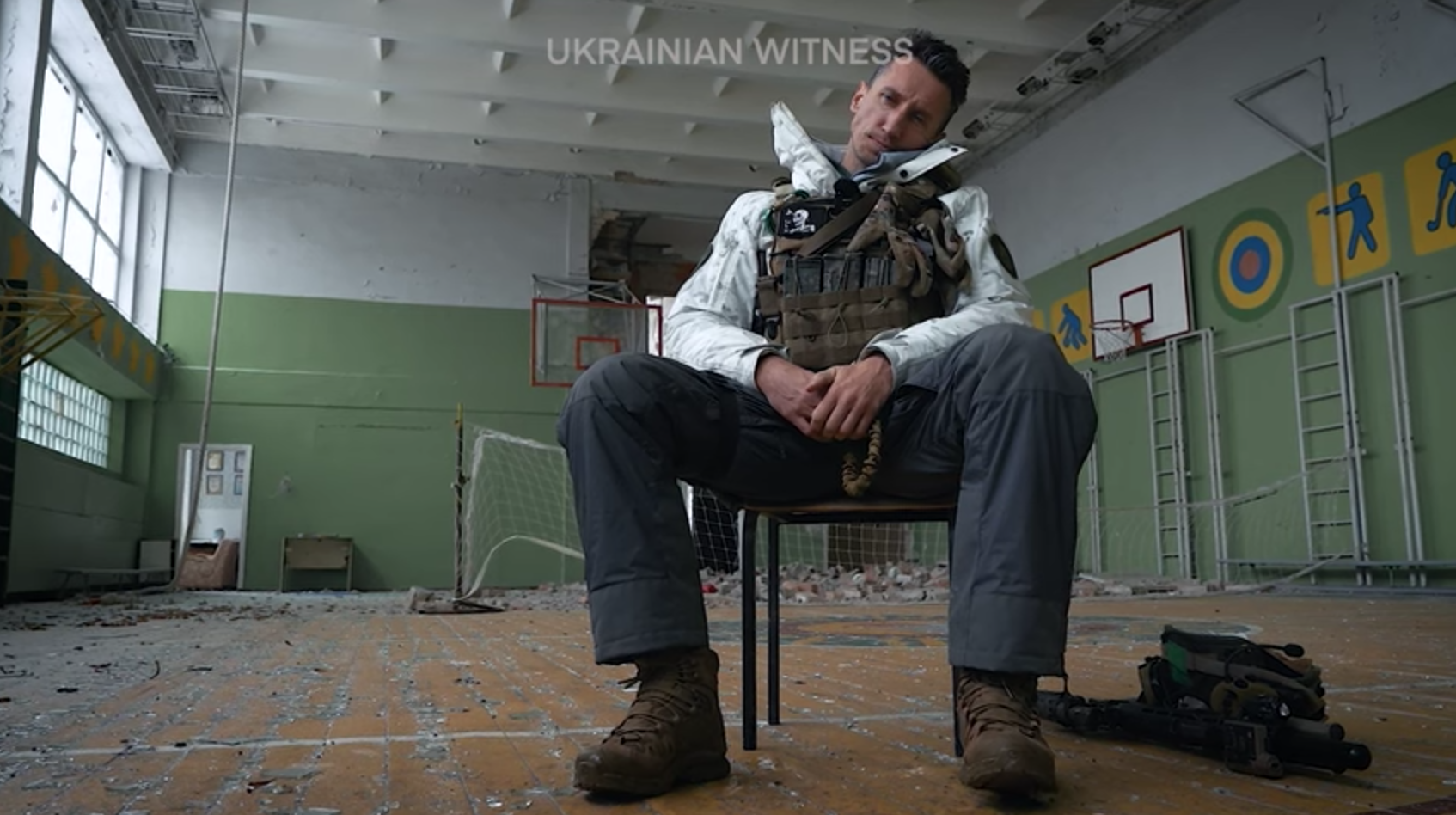 "Воевать будут все". Зинченко в Англии рассказал, что происходит в Украине