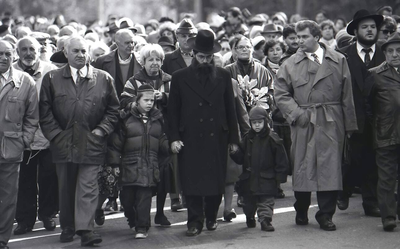 "Не хотілось вірити, що українцям будуть брехати": Київ у 1990-х очима британського дипломата. Фото
