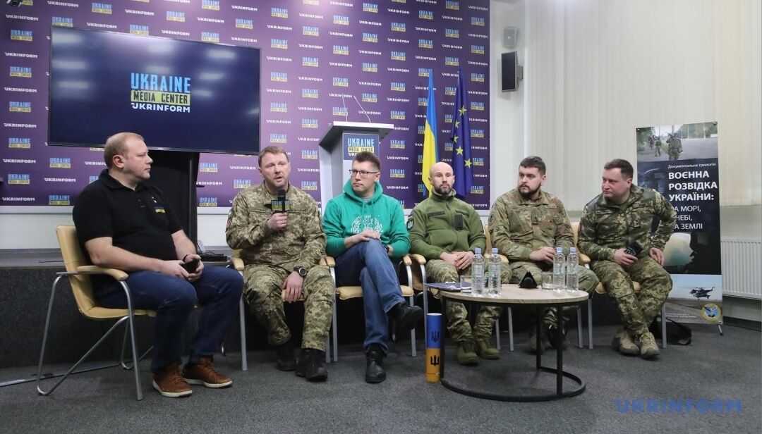 "Азовсталь", Зміїний і звільнення Харківщини: в Україні зняли серію документальних фільмів про спецпризначенців ГУР. Фото й відео