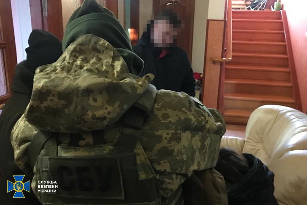СБУ задержала в Славянске агента РФ, собиравшего разведданные для врага: собирался воевать против Украины. Фото