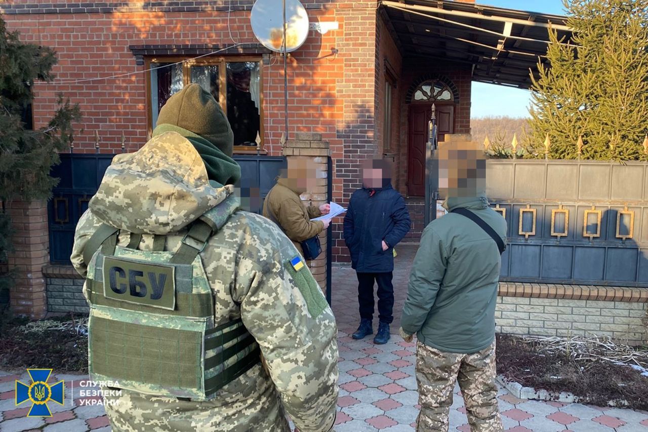 СБУ задержала в Славянске агента РФ, собиравшего разведданные для врага: собирался воевать против Украины. Фото