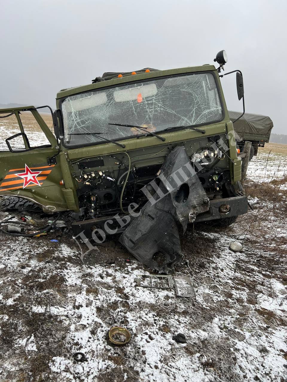 У Брянській області КАМАЗ із військовими підірвався на власній міні: водій вирішив скоротити шлях. Фото
